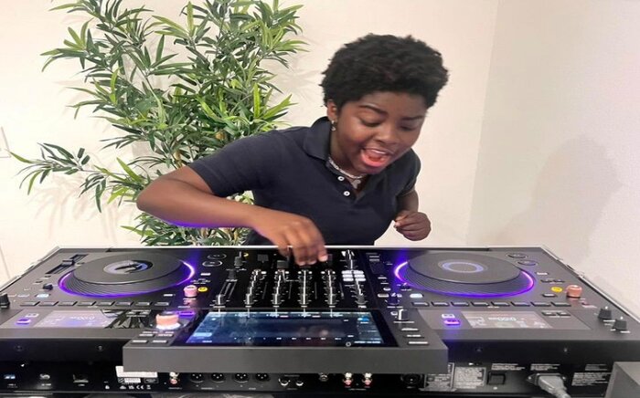 DJ Switch (Ghanaian DJ) – Biography, Early Life, Education, Career Achievements, Awards, Personal Life and Songs