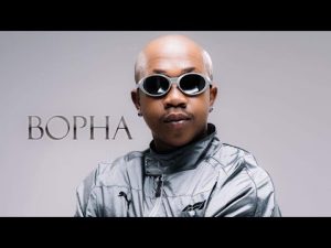 Young Stunna – Bopha ft DJ Maxc, Lowkiibeetz, Madumane & DJ Maphorisa